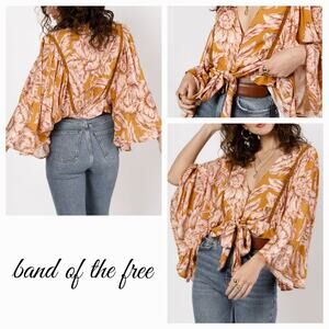 NWT Band of the Free Libby Floral Bell Sleeve Crop Top Sz L [12] Gold Blush Pink
